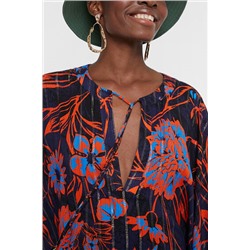 Blusa floral manga murciélago