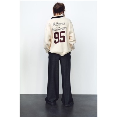 POLO COLLAR SWEATSHIRT WITH SLOGAN