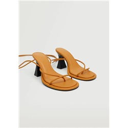 Sandalia tiras tacón -  Mujer | MANGO OUTLET Melilla