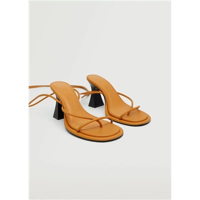 Sandalia tiras tacón -  Mujer | MANGO OUTLET Melilla