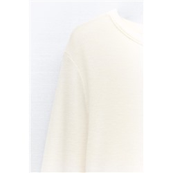 TOP WITH SHIRT CUFFS AND BUTTONS