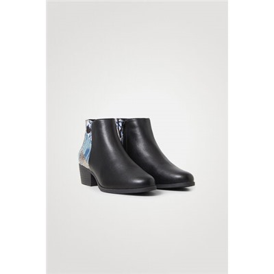 Botines patch denim