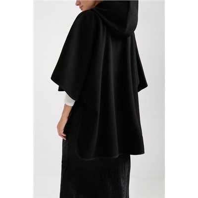 Poncho capucha bordado