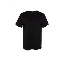 Siyah Boyfriend Bisiklet Yaka Yırtmaçlı %100 Pamuk Örme T-Shirt TBBSS22BF0031