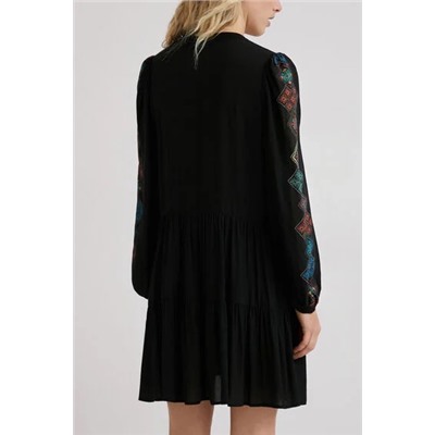 Vestido mangas étnicas