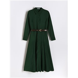 Kleid mit Gürtel