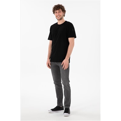 Erkek Regular Fit Bisiklet Yaka Siyah Basic Tişört