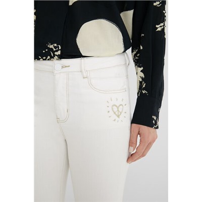 Pantalón vaquero skinny fit corazón