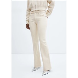Jeans flare costuras decorativas