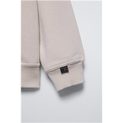 PLAIN HOODIE WITH EMBROIDERED DETAIL