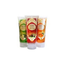 Скраб для душа Natural SP Beauty&MakeUp фруктовый в ассортименте 250 мл/Natural SP Beauty&MakeUp organic scrub body wash peeling gel 250 ml