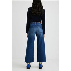 Pantalón vaquero tobillero pata ancha