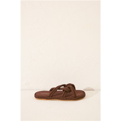 Sandalias marrones tiras cruzadas