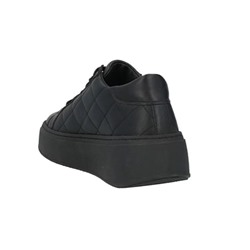 NILA & NILA Sneakers