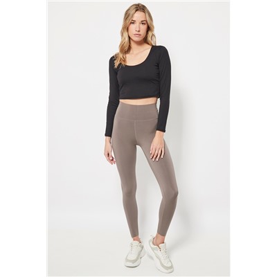 Top crop Negro