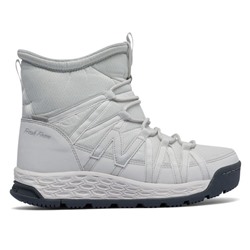 Women's Fresh Foam 2000 Boot WOMEN'S BOOTS SHOES