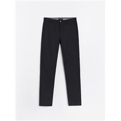 Slim-Fit-Chinohose mit hohem Baumwollanteil