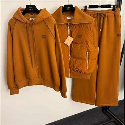 Женский теплый костюм-тройка  Mi*uMi*u