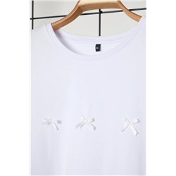 Beyaz Slim Fit Fiyonk Detaylı Crop Boy Büyük Beden Örme T-shirt TBBSS25BF00001