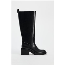 BLOCK HEEL BOOTS