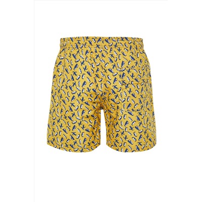 TRENDYOL MAN Sarı Standart Boy Penguen Desenli Deniz Şortu TMNSS24DS00022