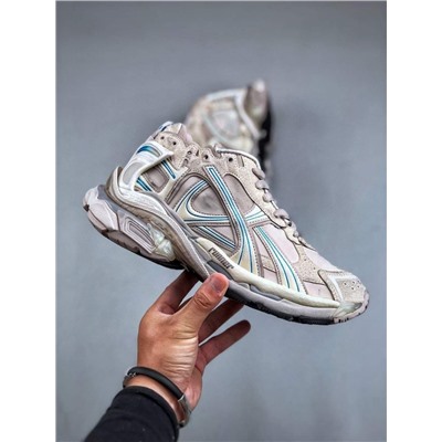 Кроссовки BALENCIAG*A Runner Sneaker