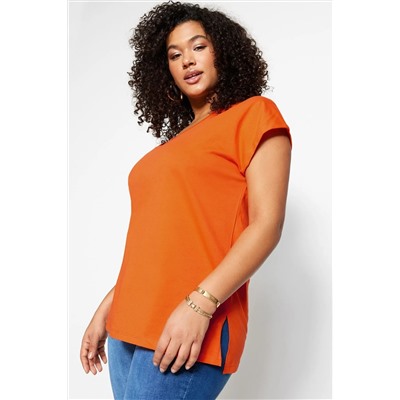 Turuncu Boyfriend V Yaka Yırtmaçlı %100 Pamuk Örme T-Shirt TBBSS22BF0036