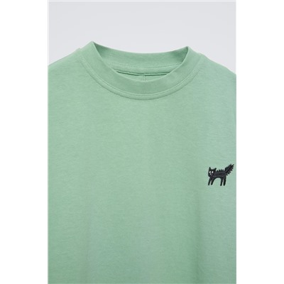 T-SHIRT WITH EMBROIDERED MOTIFS
