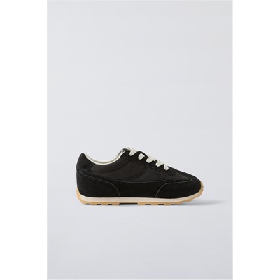 SOFT SNEAKERS