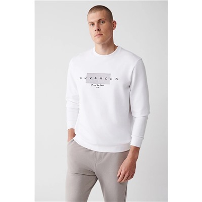 Avva Erkek Beyaz Interlok Kumaş Bisiklet Yaka Baskılı Standart Fit Normal Kesim Sweatshirt A32y1371 A32Y1371