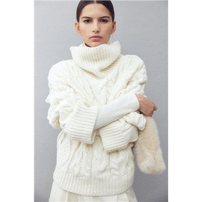 Женский вязаный свитер  H&*M