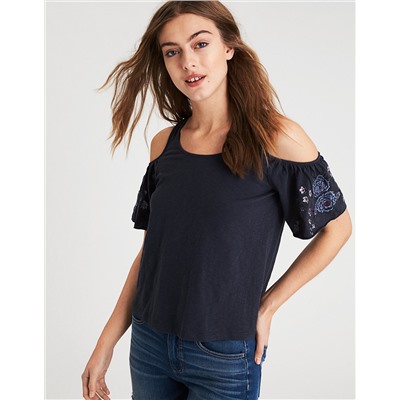AE EMBROIDERED COLD SHOULDER T-SHIRT