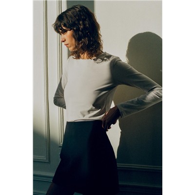 LONG SLEEVE T-SHIRT