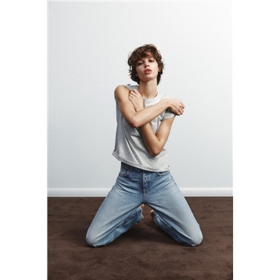 JEANS TRF RECTOS TIRO MEDIO