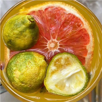 🍇Фруктовый чай ( 20 пакетиков), по инструкции пьют охлажденным, но я заваривала в горячей воде) отличный цитрусовый вкус! В пакетах сушеные фрукты. 1 пакетика хватает на 0,5л воды✔️