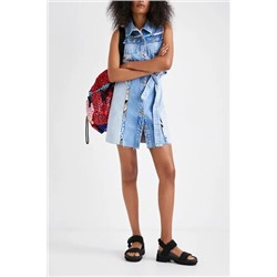 Vestido corto denim patch