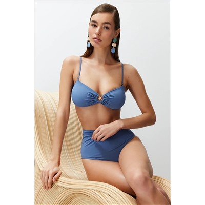 Trendyolmilla Mavi Straplez Premium Aksesuarlı Mix&Match Bikini Üstü TBESS24BU00150