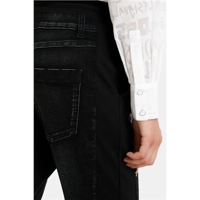 Pantalón jogger tobillero denim