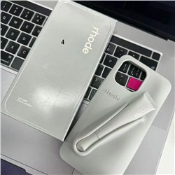 К блескам rhod*e конечно же есть чехлы ❤️   конечно же для iPhon*e 😍  и только для iPhon*e,  любых моделей от 11 до 15го