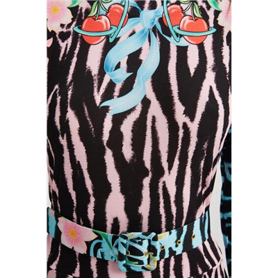 Vestido slim corto cebra