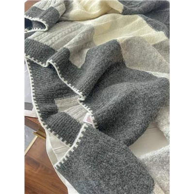 Женский свитер из смесовой шерсти в стиле колорблок  Primar*k