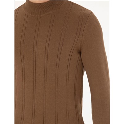 Coconut Slim Fit Kazak