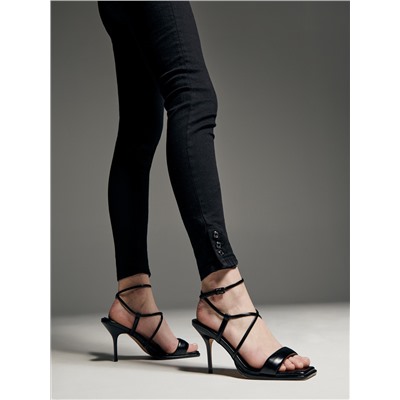 Slim-Jeans mit mittlerer Leibhöhe