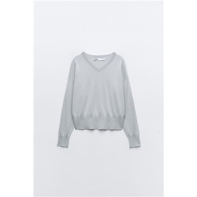 FEW ITEMS LEFT FINE KNIT SWEATER