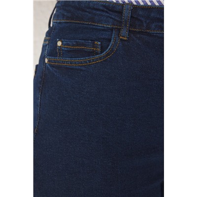 Koyu Mavi Yüksek Bel Pis Uç Detaylı Geniş Paça Comfort Büyük Beden Wide Leg Jeans TBBSS23CJ00009