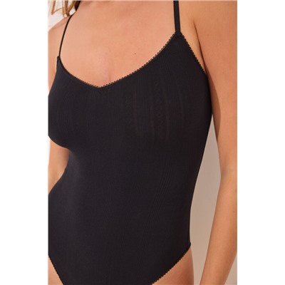 Body triangular algodón negro