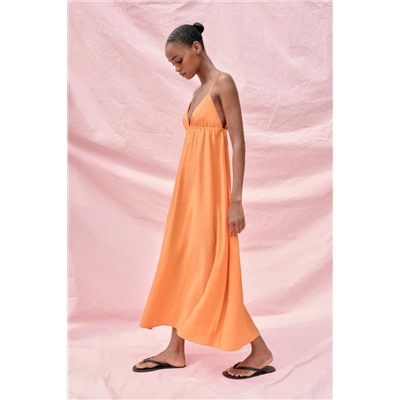 FLOWING STRAPPY MIDI DRESS