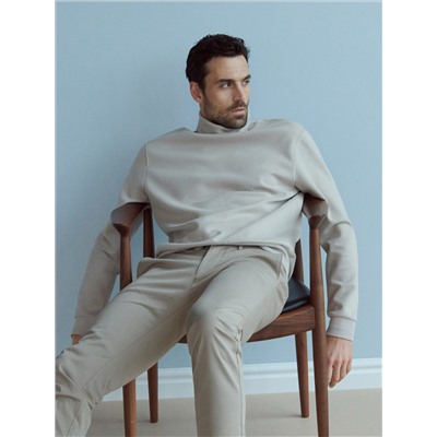 Sweatshirt mit hohem Stehkragen