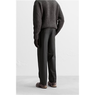 PANTALÓN CHINO EFECTO ENCERADO