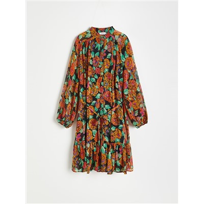 Gemustertes kleid